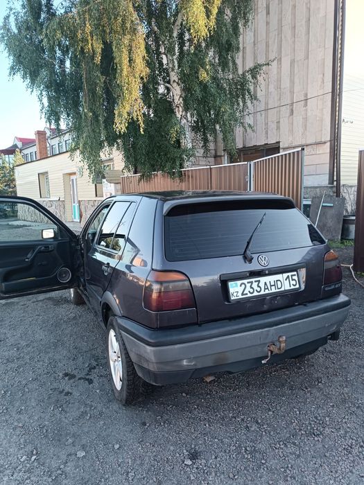 Срочно продам Гольф 3
