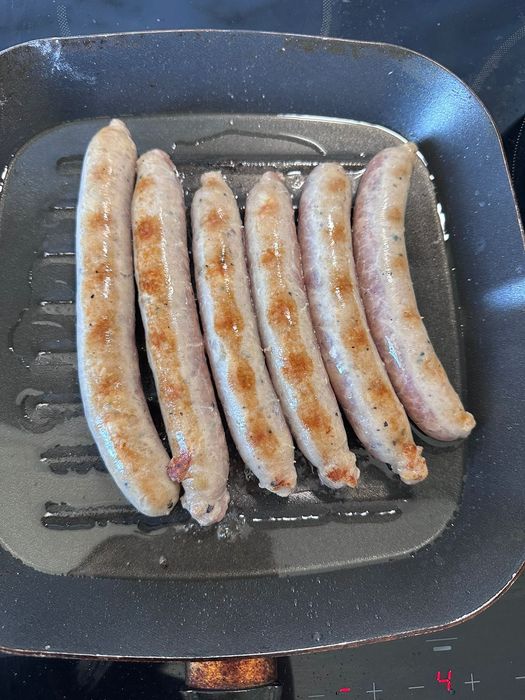 Продам домашние колбаски для жарки,