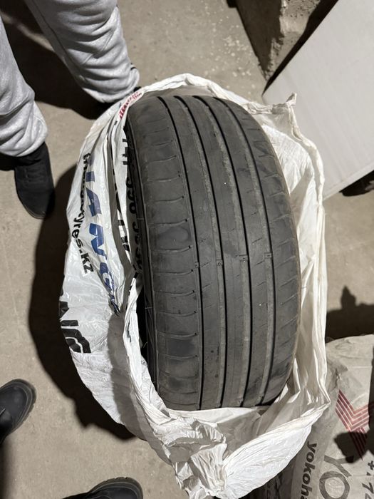 Продам летние шины