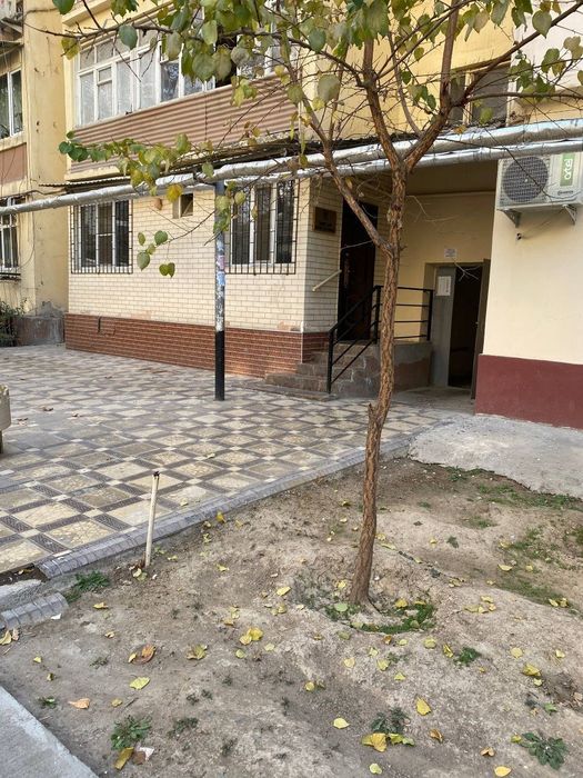 Shayhontohur tumani Beruniy metro uy sotiladi