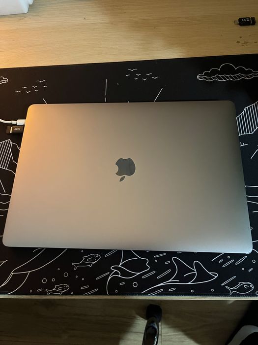 MacBook Pro 15” (2016) с Touch Bar