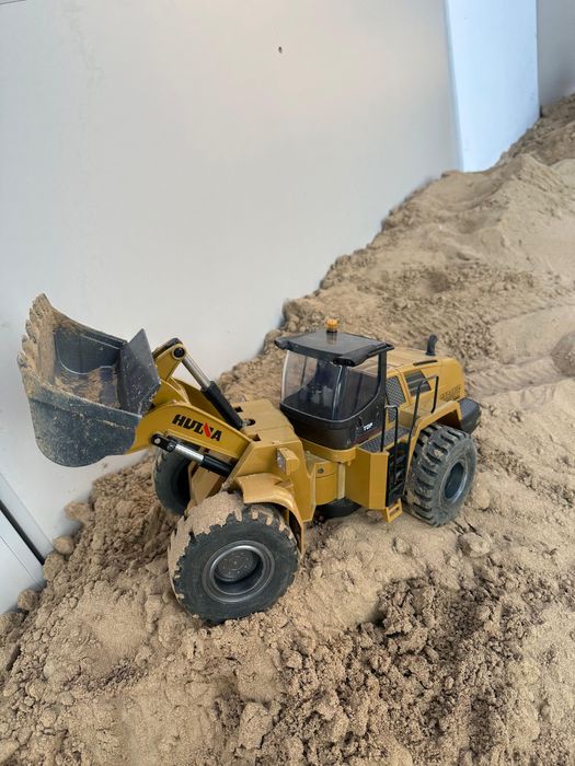 Радиоуправлямые игрушки