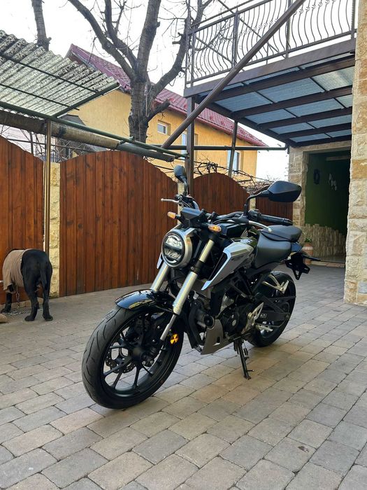 Honda CB125R ABS Xirallic Black