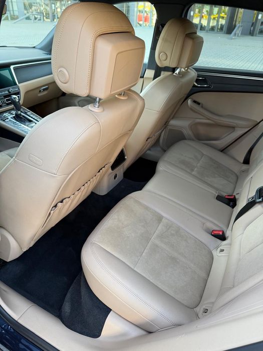 PORSCHE Macan 2021 2.0 Turbo Benzină