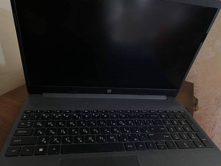 Срочно продаётся ноутбук HP: 400 у.е. - Noutbuklar Samarqand на Olx