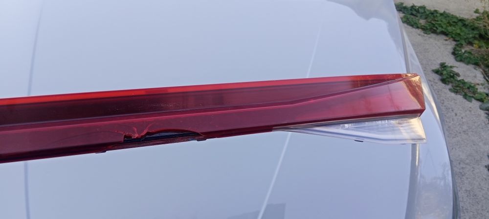 Hyundai Elantra задний фонар