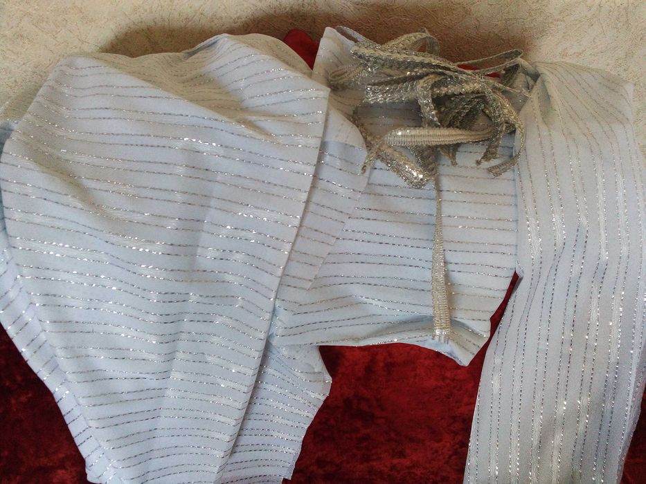 Ткань "японский парчовый гипюр",ширина 110см, длина 3.5м.Цена 35тыс 1м