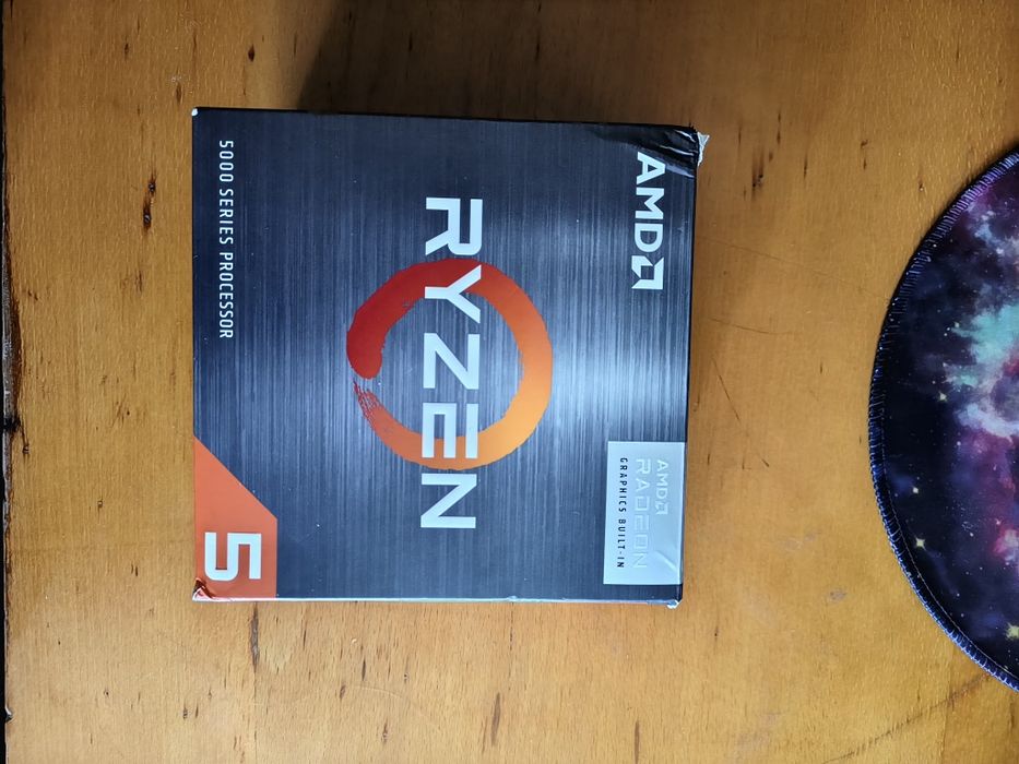 Продается комплект, Ryzen 5 5600g,  Asrock a520m-itx, память dd4 16gb