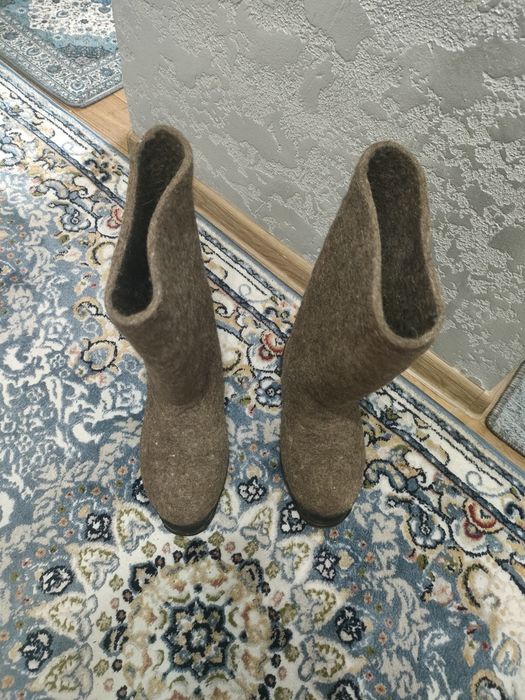 Валенки 42 размер.