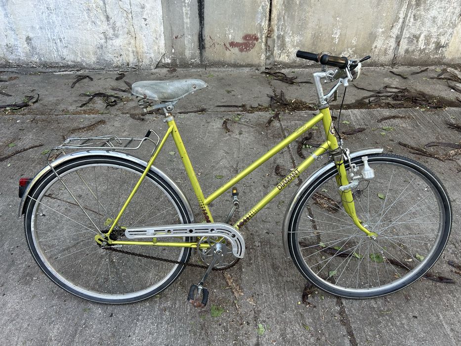 Bicicleta de dama olandeza marca Diamant Olanda