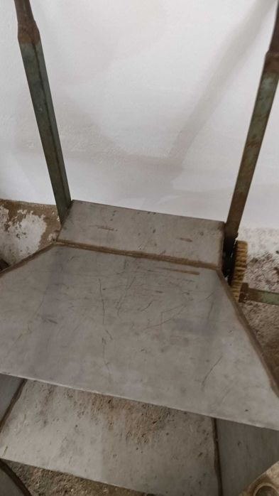 Storcător (presă, teasc) fontă + zdrobitor struguri inox, complete