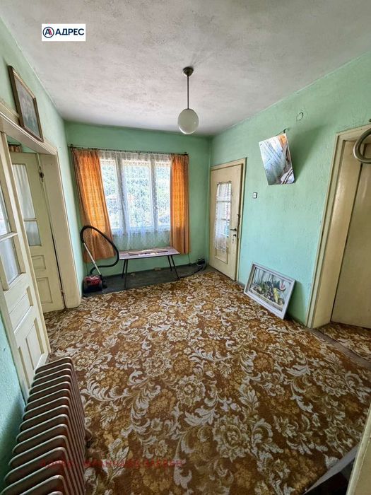 Къща в Ловеч, област-с.Калейца площ 82 цена 47000