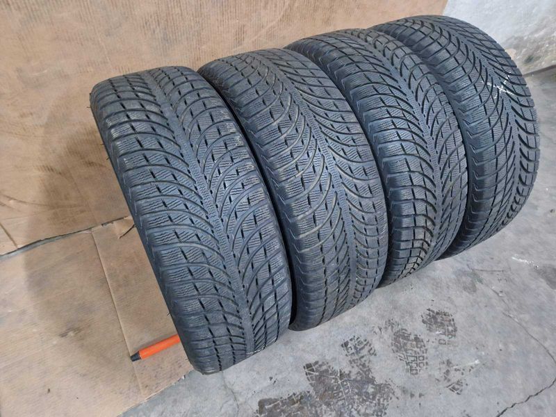 4 Michelin R19 235/55/ 
всесезонни гуми 
DOT0418