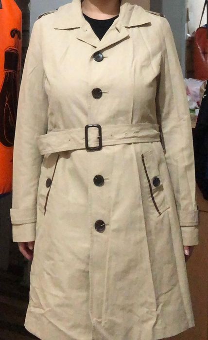 женский плащ-тренч