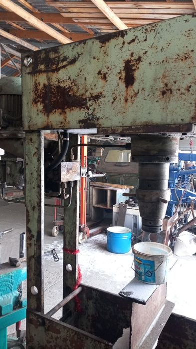 Продам гидравлический пресс