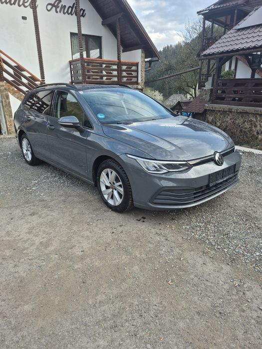 Vând Volkswagen Golf 8 Variant