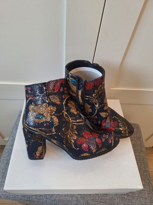 Ghete dama, piele naturala, Italia, Sergio Bardi, mărimea 38