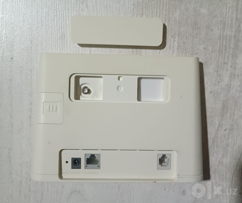 Wi-Fi роутер Huawei модел B 311-221