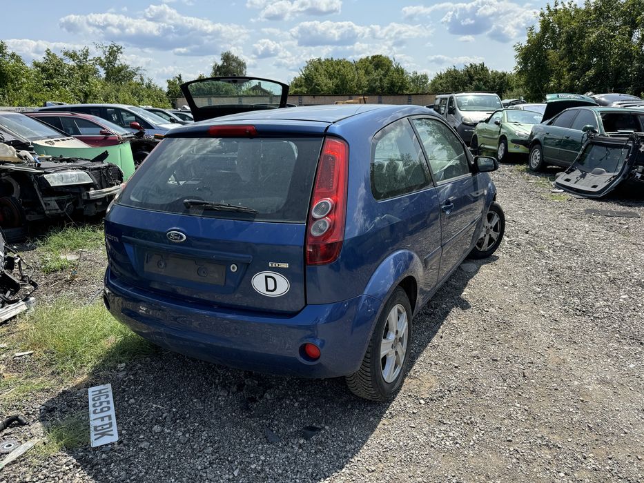 Форд фиеста 1.4 дизел 2008 Г смао на части