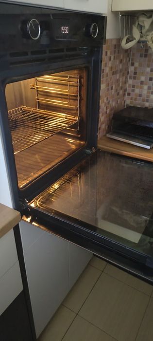 Фурна за вграждане "Grundig".