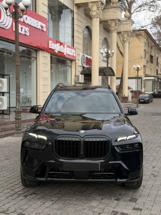 BMW X7 xDrive 40i Nasiya Savdoga Sotiladi! Продаётся в Рассрочку.