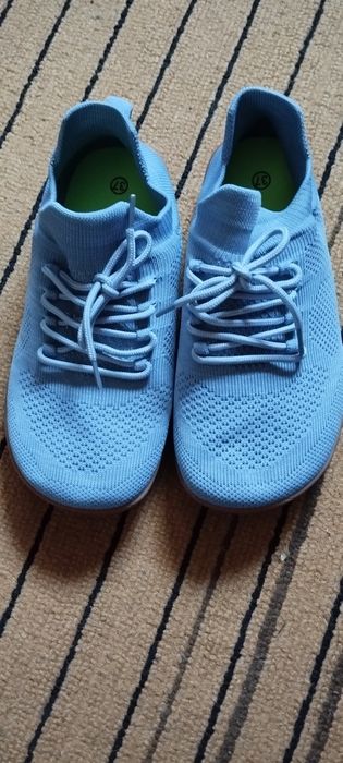 Продам женские красовки.