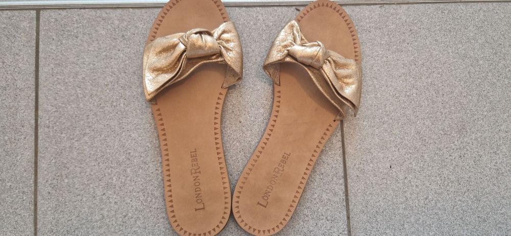 Чехли сандали летни 39