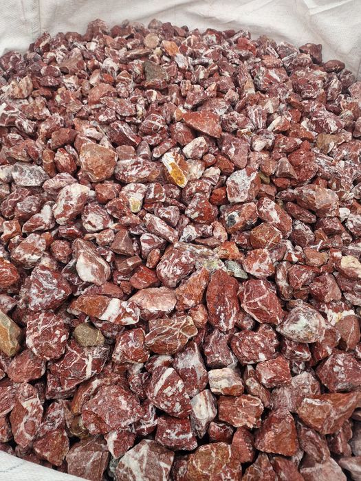 Piatra Naturala pentru Curti, Alei si Placari Exterioare, Travertin