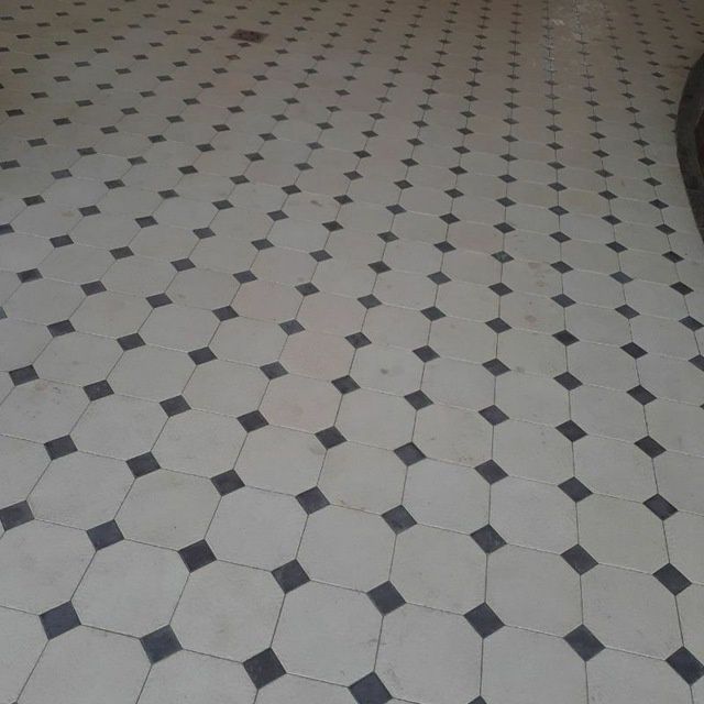 Koʻp ish stajiga ega ustalar tez va halol sifatli 100% kafolati bilan.