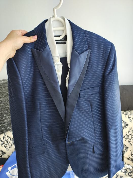 Costum  albastru de mire