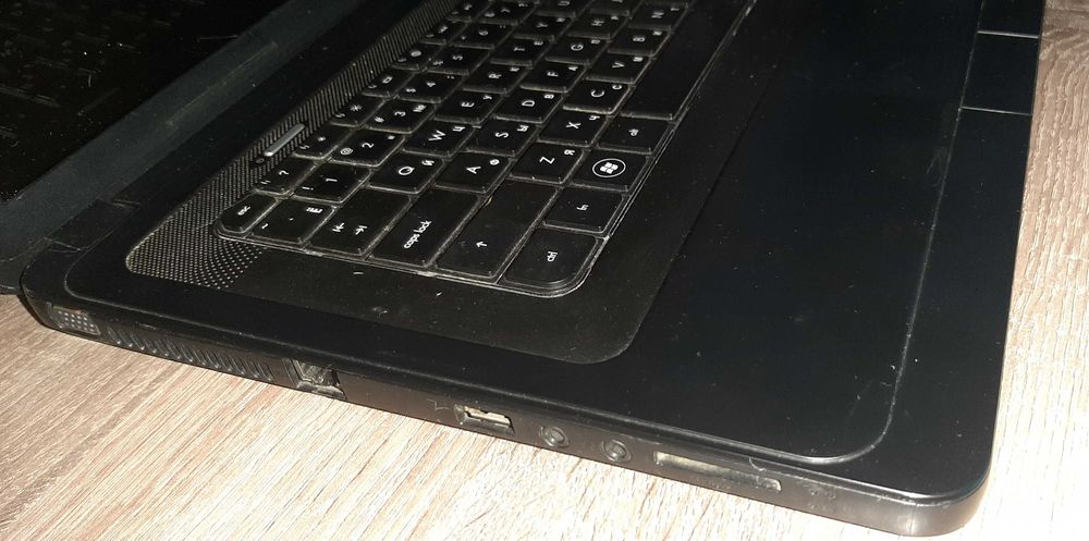 Ноутбук HP Compaq CQ57