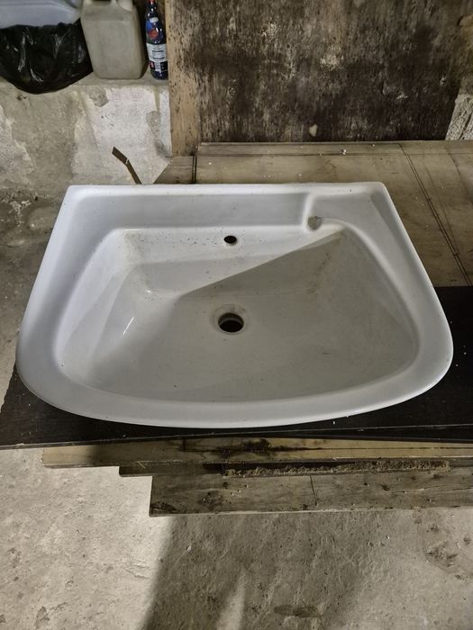 Порцеланова мивка