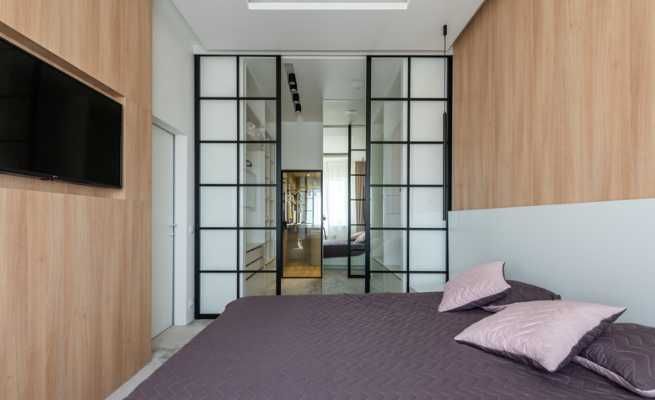 Usi din sticla securizata,  copartimentari