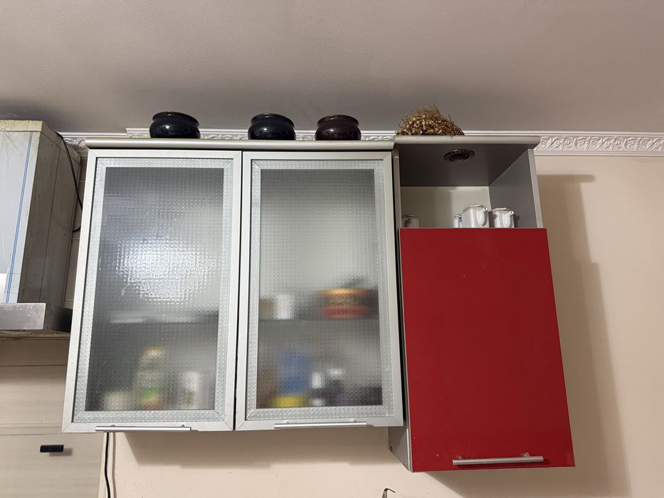 Продается кухонный гарнитур