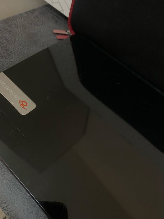 Нетбук, внутренний экран сломан