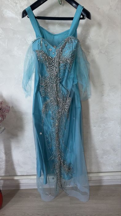 Продам красивое платье