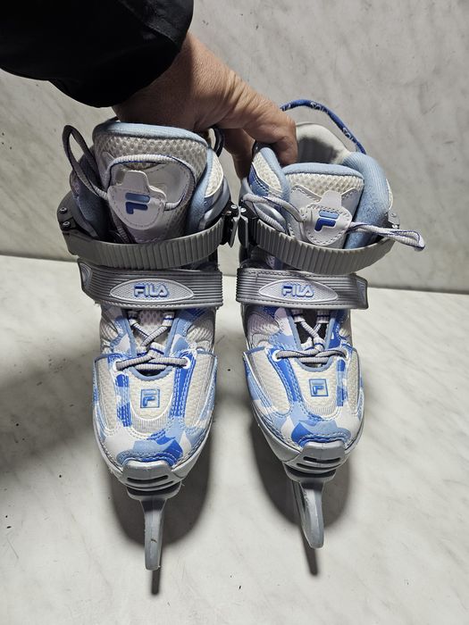Patine 1520 gheata reglabile Fila marime 32-33-34-35  .