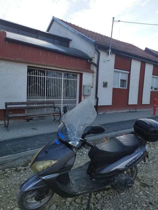 Scuter 125 Explorer Cm motto