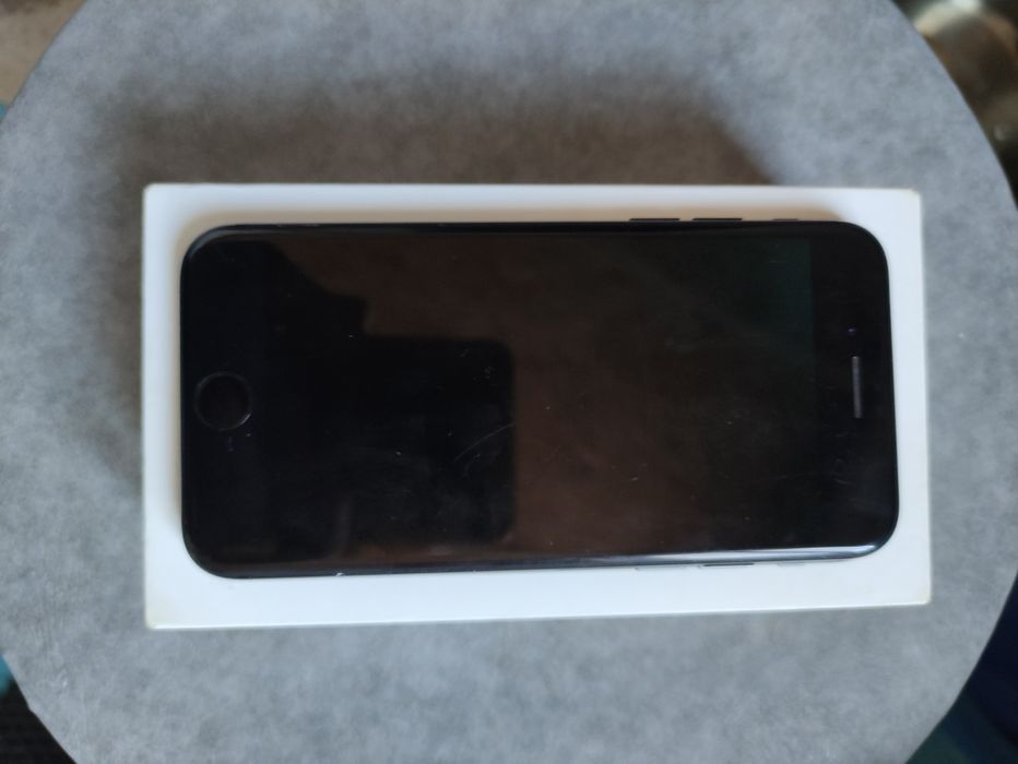 iPhone 7 акб 100% 32GB