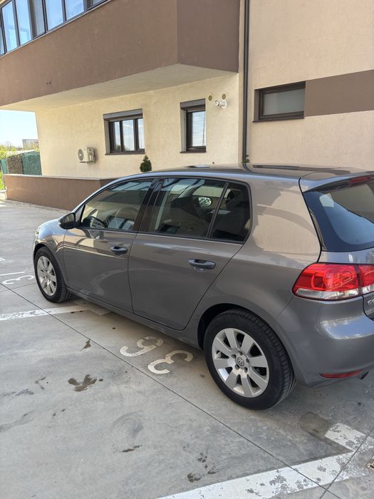 Volkswagen Golf VI