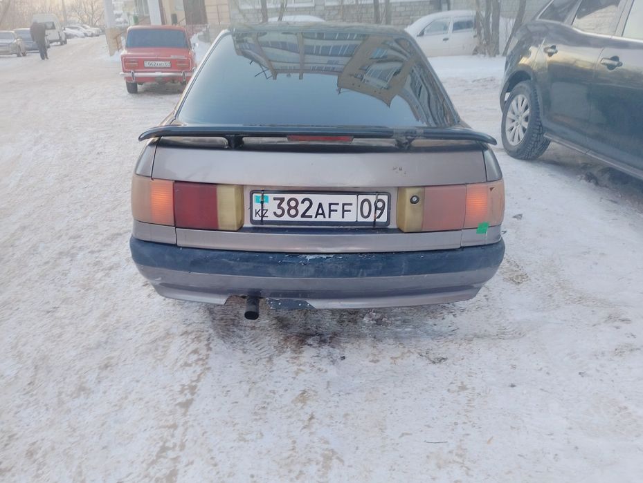 Продам Ауди 80 б3