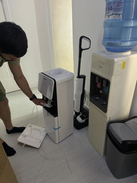 Продам куллер midea