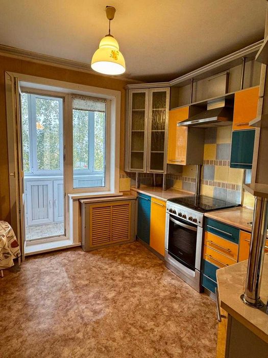 Продам 2 комн.кв., в 20 мкрн.