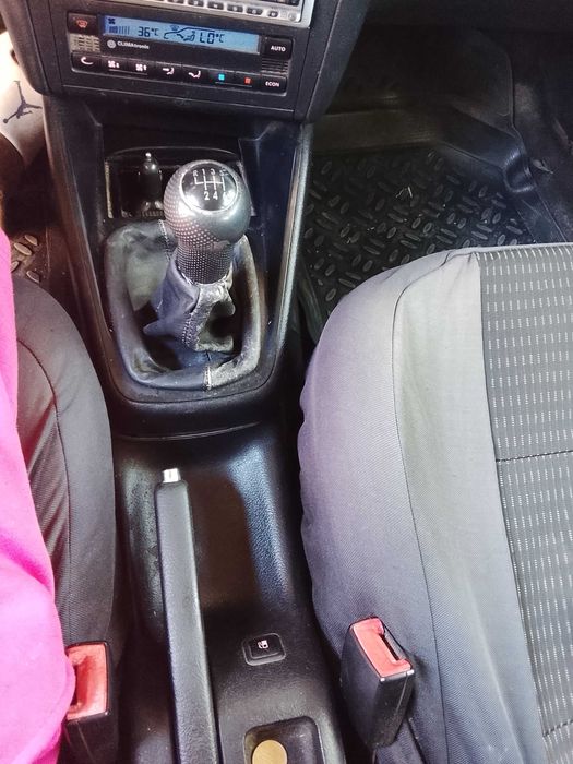 Vând wv golf 4 1.9 azf