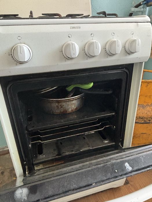 Газовая плита Zanussi