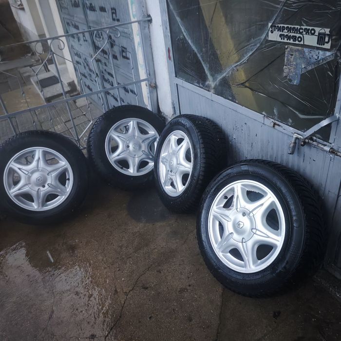 Renault гуми с джанти 15