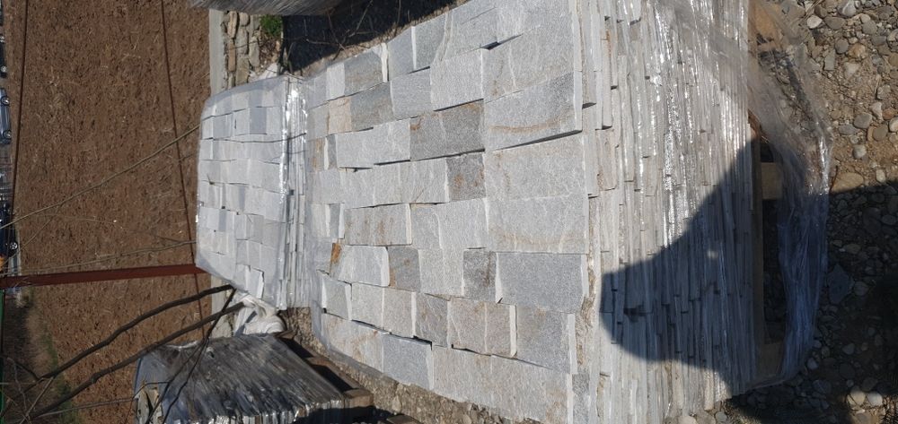 Piatră naturală tăiată dimensionata