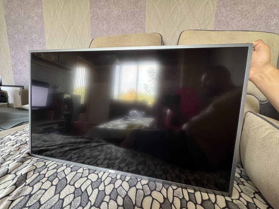 Смарт телевизор Philips