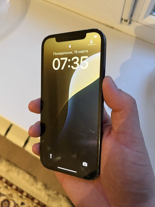 Айфон 12 сатылады