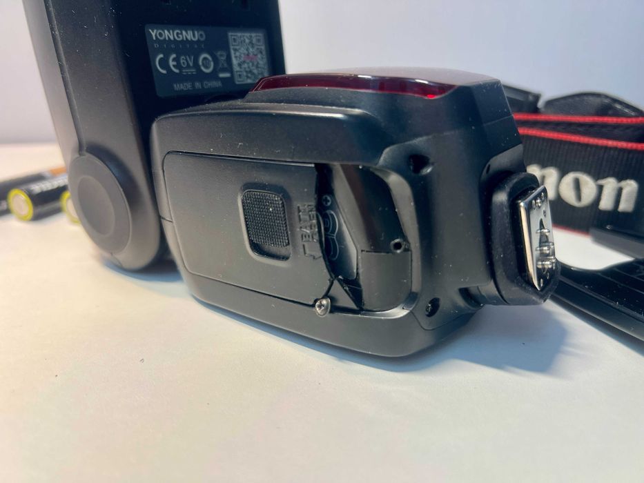 Фотовспышка Yongnuo Speedlight YN685
